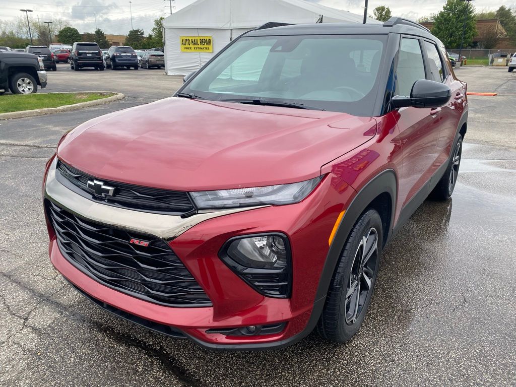 View vehicle photo 3
