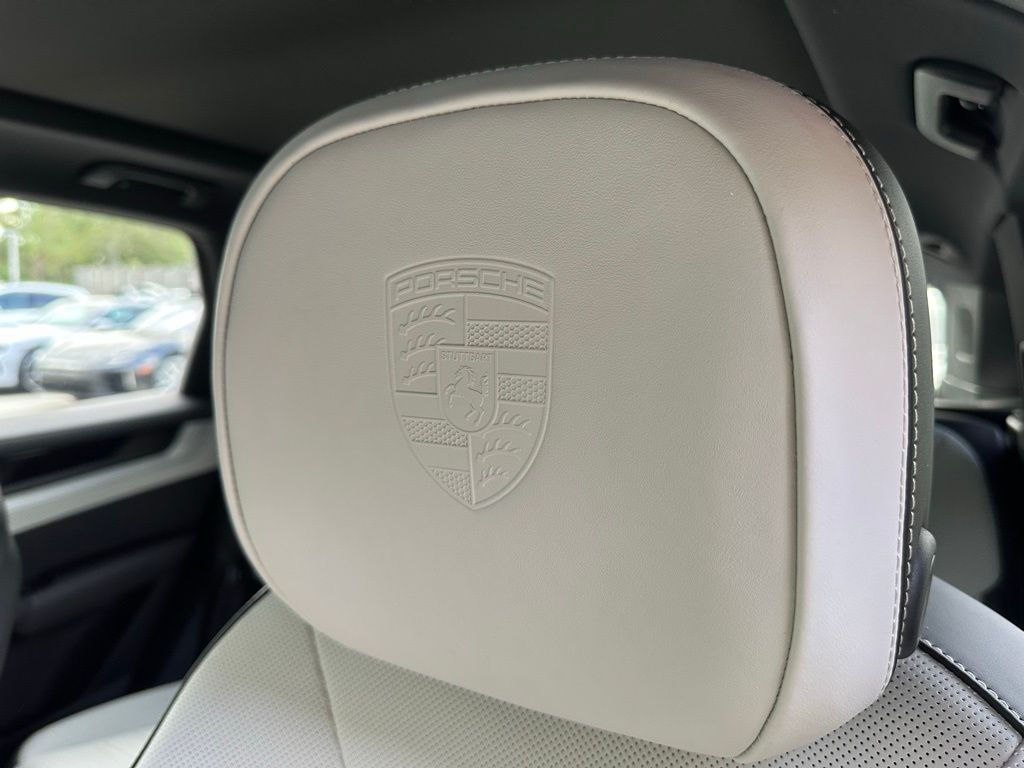 Thumbnail: 2025 Porsche Cayenne - 18