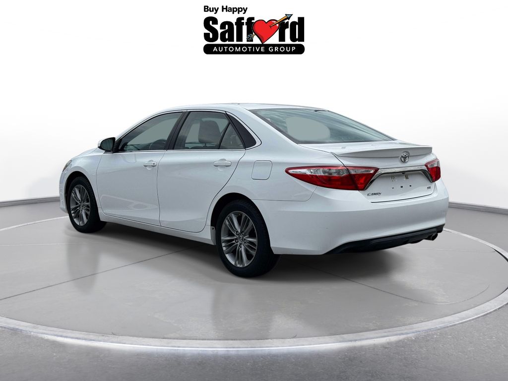 Used 2015 White Toyota SE image 5