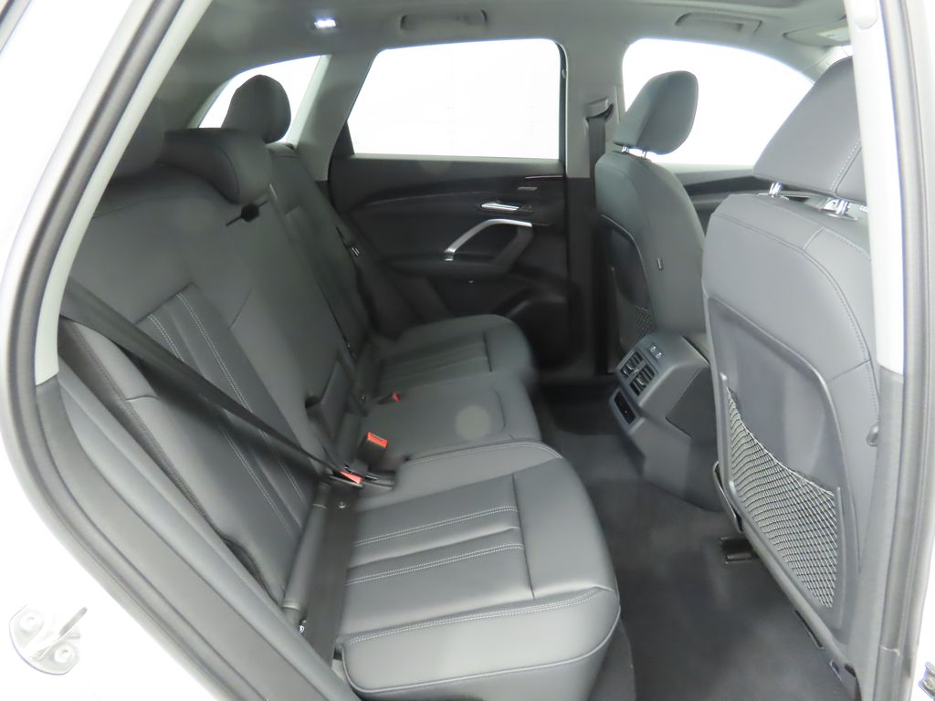 Thumbnail: 2025 Audi Q5 - 24