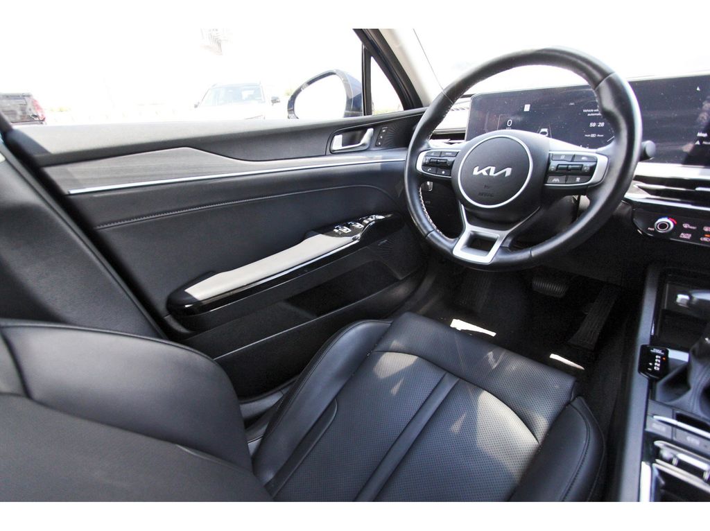 2026 Kia K5 EX - 8