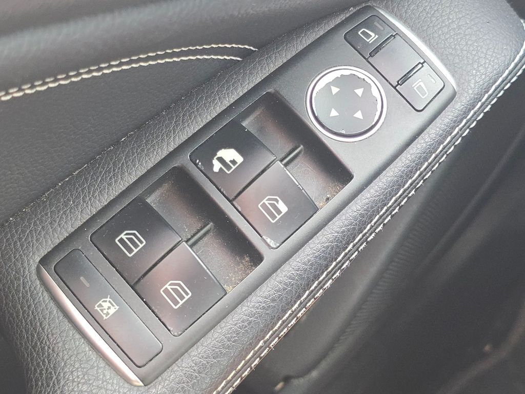 Used 2020  Mercedes-Benz GLA 250 image 23