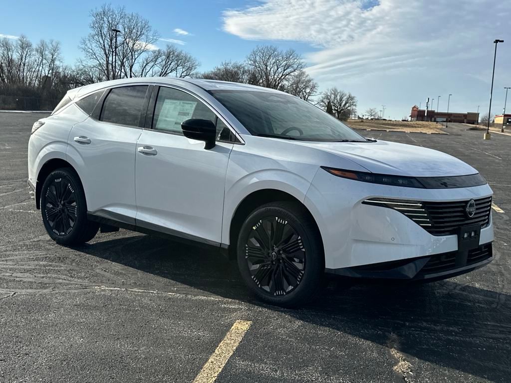 2025 Nissan Murano Platinum photo