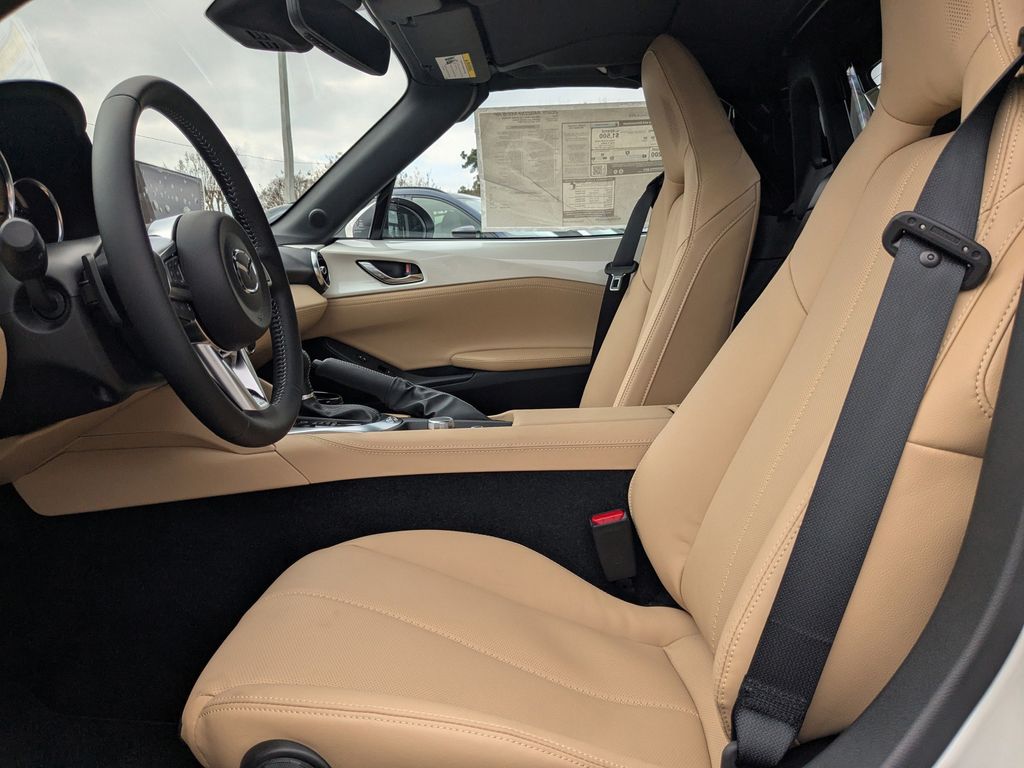 2025 Mazda MX-5 Miata RF Grand Touring