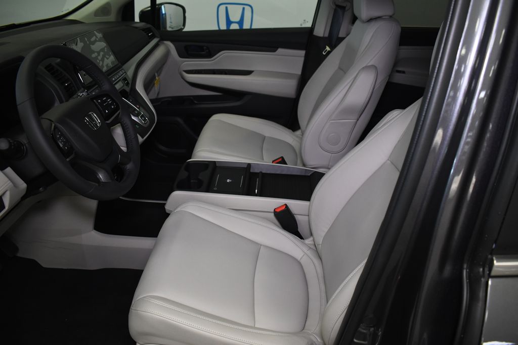 Thumbnail: 2026 Honda Odyssey - 20