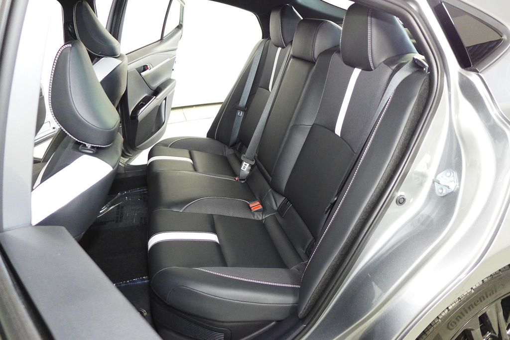 Thumbnail: 2025 Toyota Camry - 20