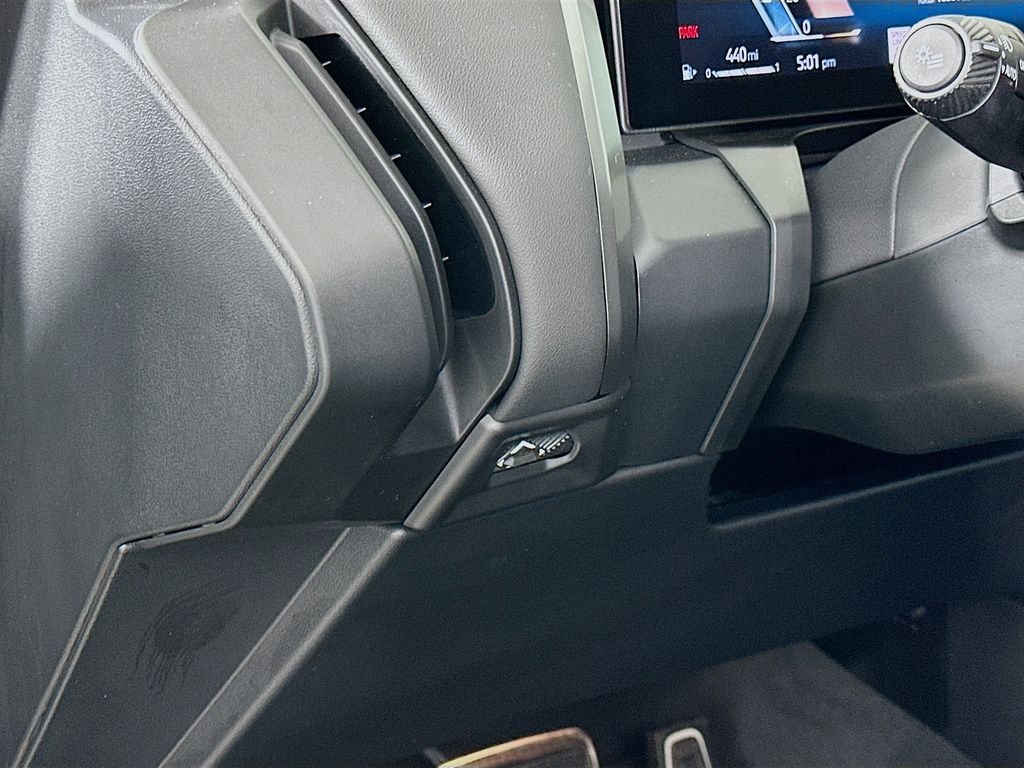 Thumbnail: 2025 BMW X3 - 10