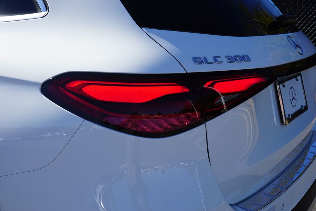 Thumbnail: 2026 Mercedes-Benz GLC - 16