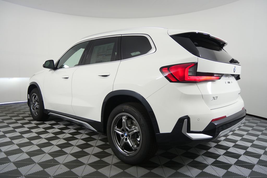 Thumbnail: 2026 BMW X1 - 5