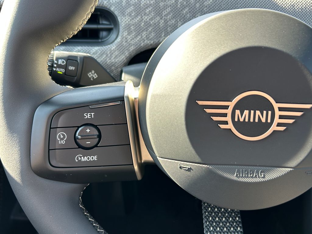 Thumbnail: 2026 MINI Cooper - 19