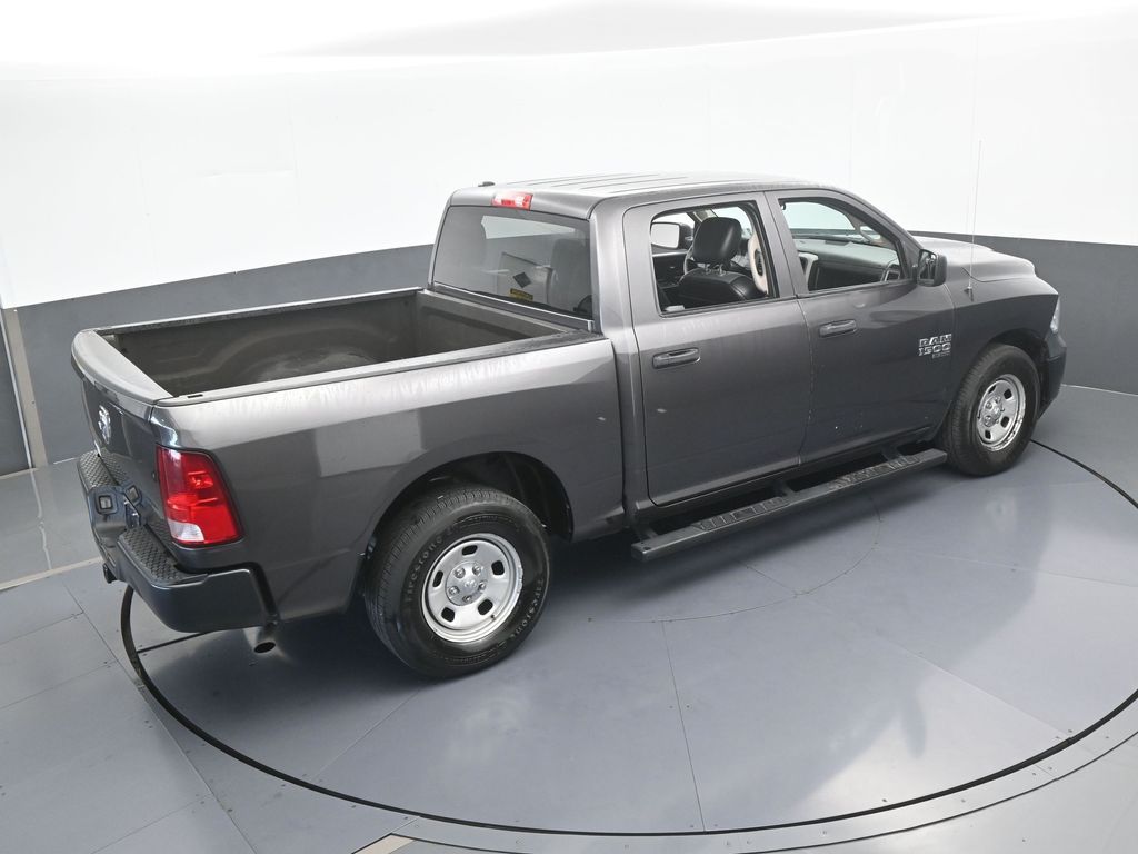 Used 2021 Granite Crystal Metallic Clearcoat Ram Tradesman image 46