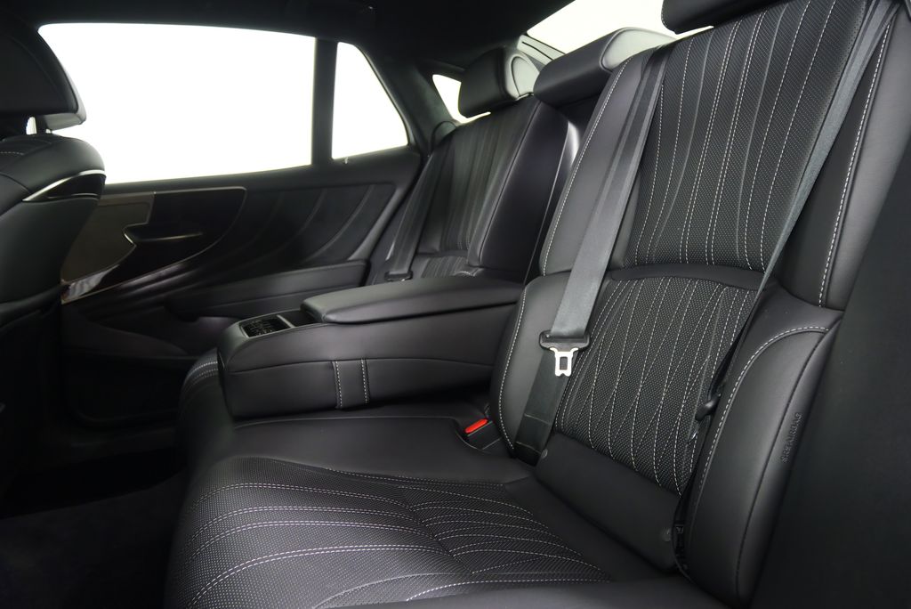 2019 Lexus LS 500 16