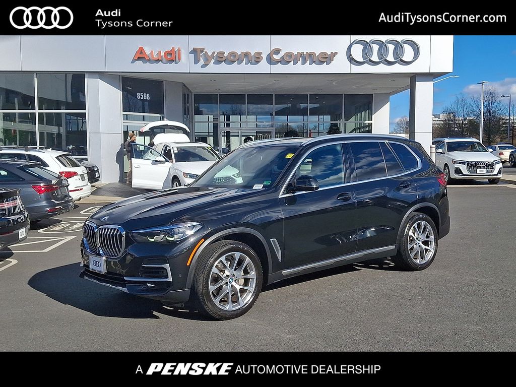 Thumbnail: 2022 BMW X5 - 1