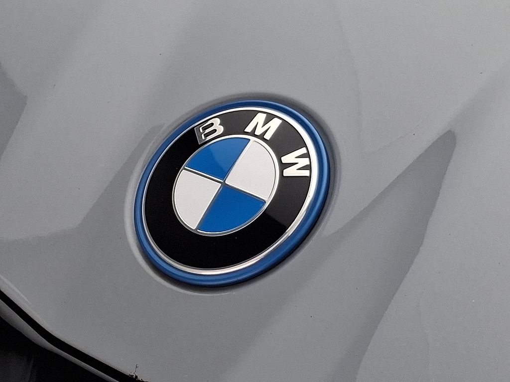 Thumbnail: 2024 BMW i5 - 30