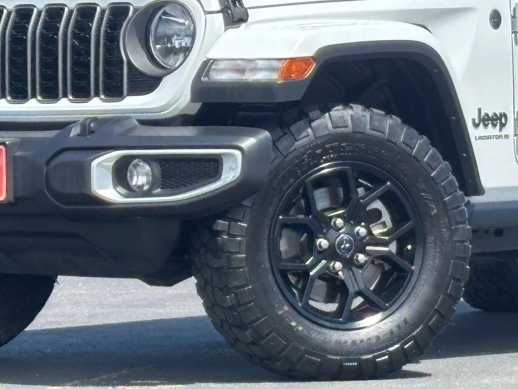 Used Car 2024 Jeep Gladiator  Texas Trail For Sale Under $40,000 In Austin, Texas