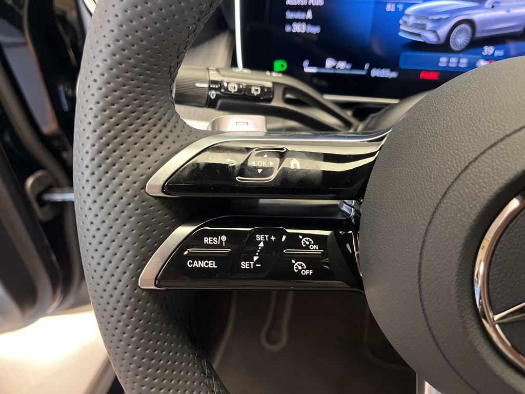 Thumbnail: 2026 Mercedes-Benz GLC - 15