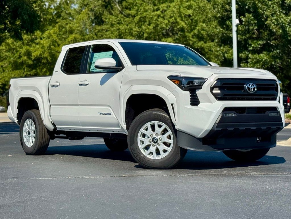 2025 Toyota Tacoma SR5 Double Cab photo 2