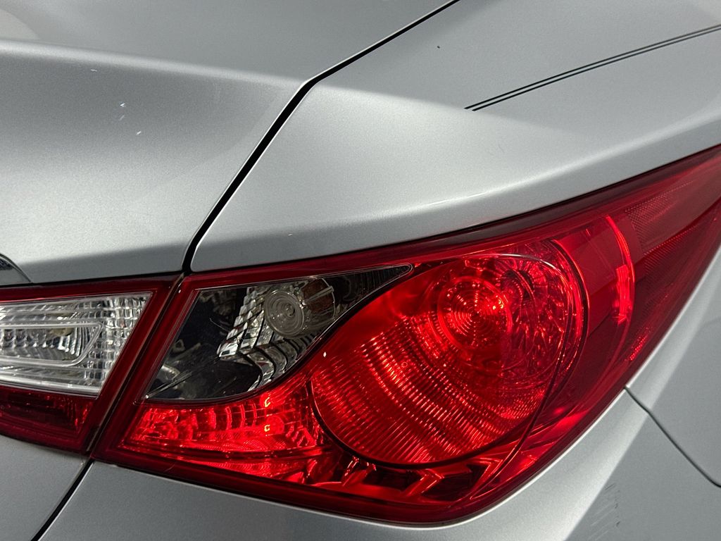 Used Car 2011 Hyundai Sonata  Gls For Sale Under $10,000 In Austin, Texas