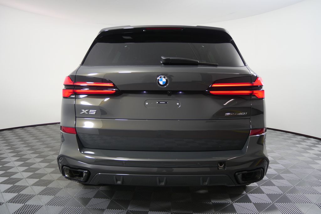 Thumbnail: 2026 BMW X5 - 4