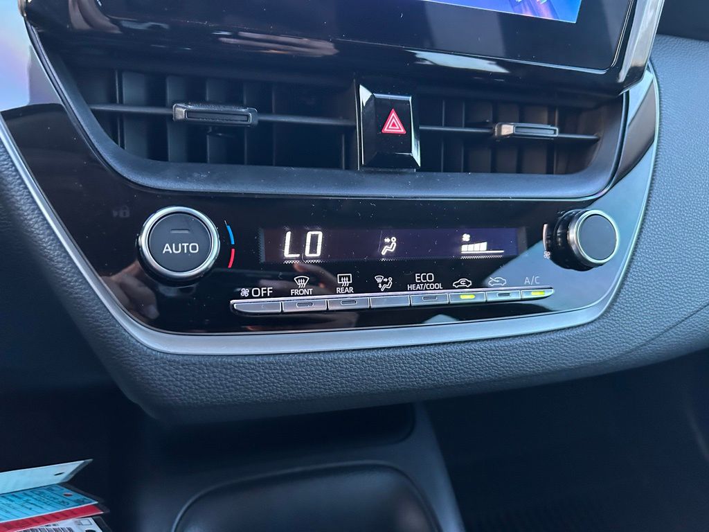 Thumbnail: 2023 Toyota Corolla - 25