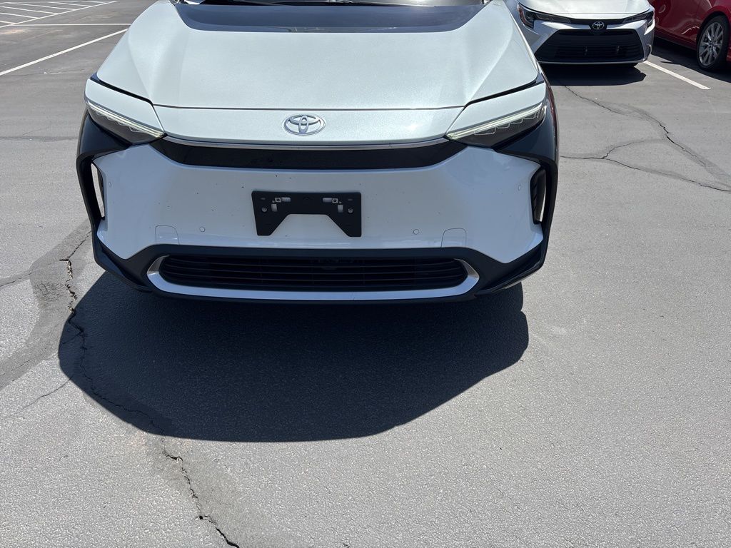 2023 Toyota bZ4X Limited 2