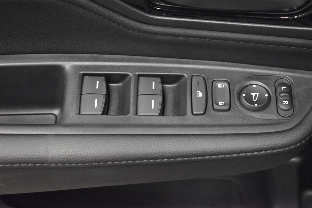 2025 Honda Odyssey Touring 9