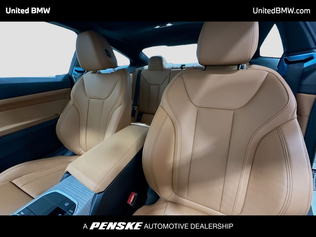 Thumbnail: 2026 BMW 4 Series - 5