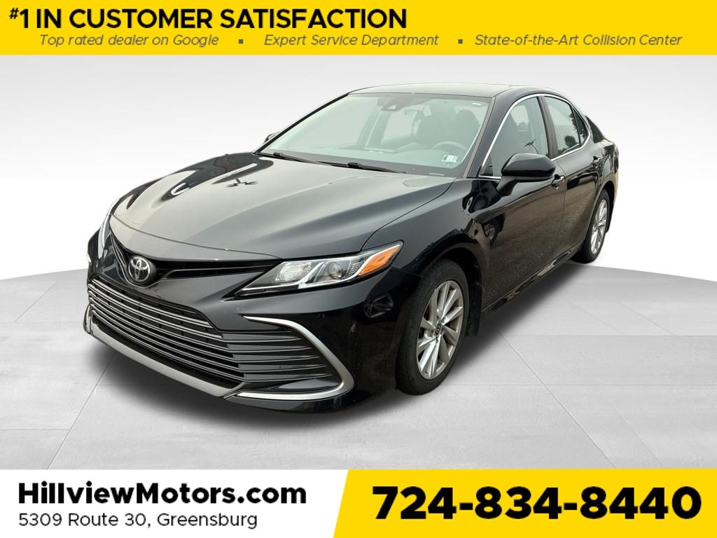 Midnight Black Metallic 2021 Toyota Camry Sedan Front-Wheel Drive 8-Speed Automatic