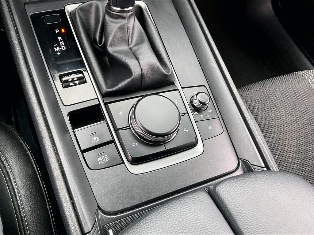 2025 Mazda CX-50 — photo 32