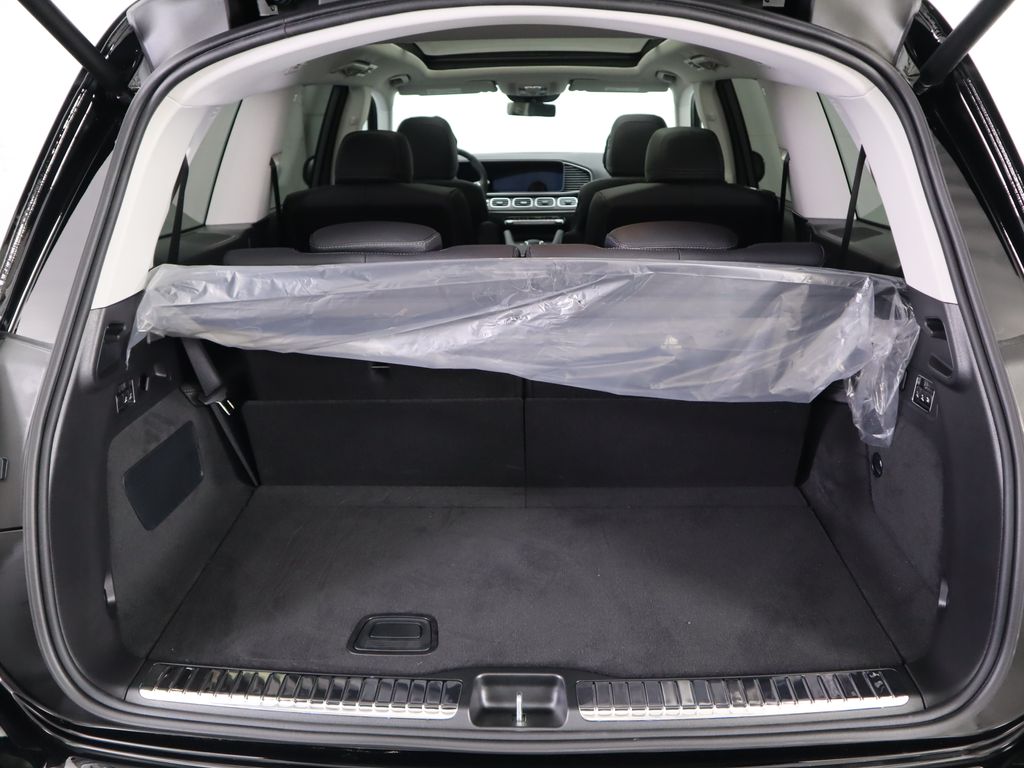 2025 Mercedes-Benz GLS 450 4MATIC 31