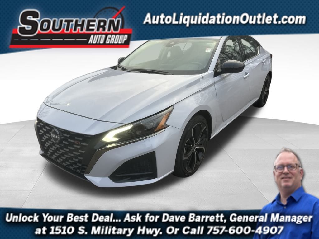 2024 Nissan Altima 2.5 SR FWD
