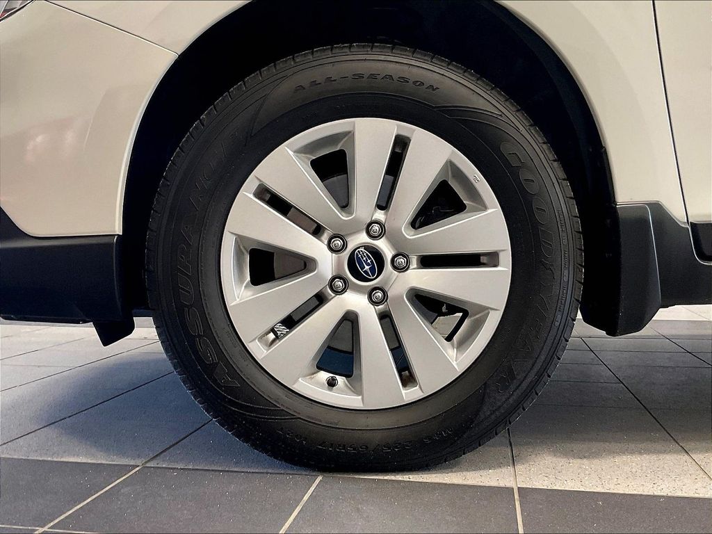 2015 Subaru Outback — photo 7