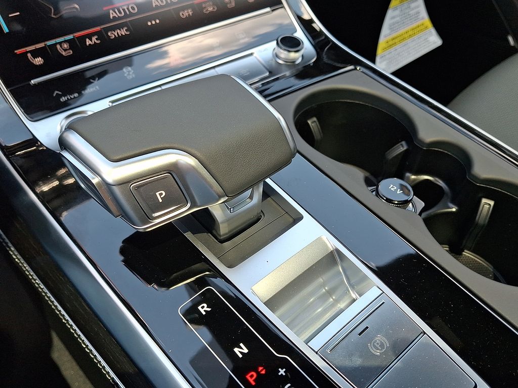 Thumbnail: 2026 Audi Q7 - 12