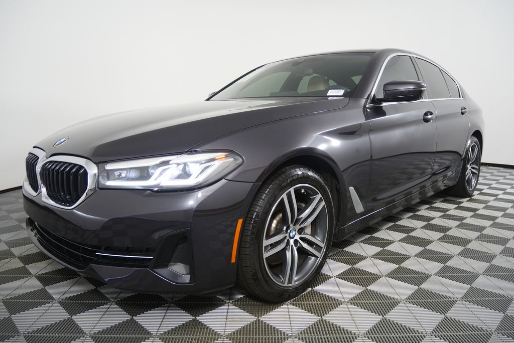 Thumbnail: 2023 BMW 5 Series - 8