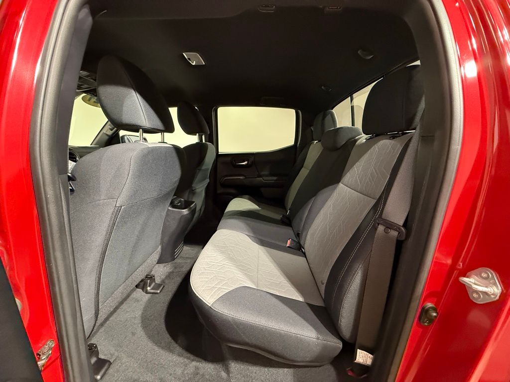 2021 Toyota Tacoma TRD Off-Road 17