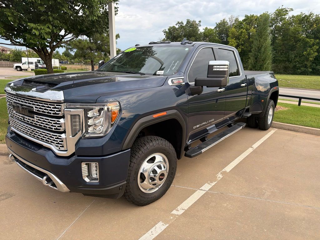 2022 GMC Sierra 3500HD Denali Crew Cab 4WD
