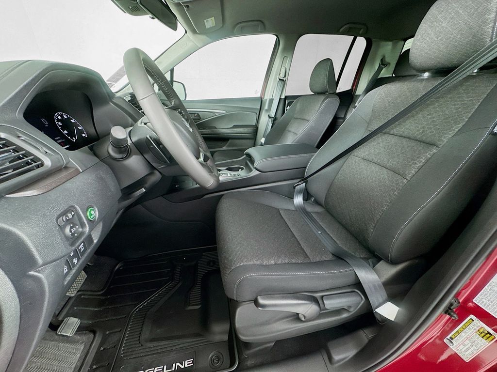 Used Car 2025 Honda Ridgeline  Sport For Sale Under $35,000 In Austin, Texas