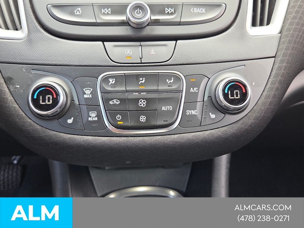 Used 2023 Gray Chevrolet LT image 22