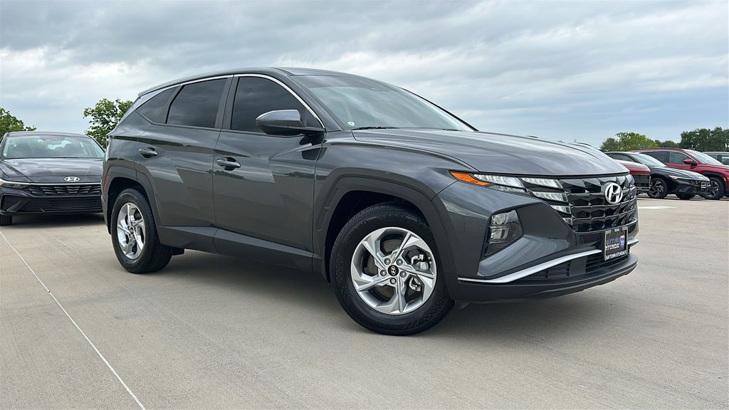2024 Hyundai Tucson SE Gray at Classic Chevrolet Galveston
