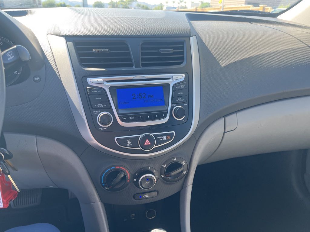 Thumbnail: 2014 Hyundai Accent - 5
