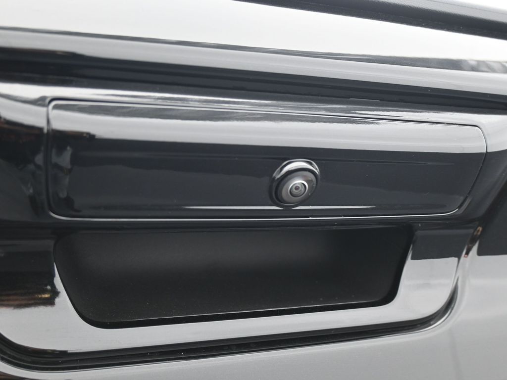 New 2026 Diamond Black Crystal Pearlcoat Ram RHO image 29