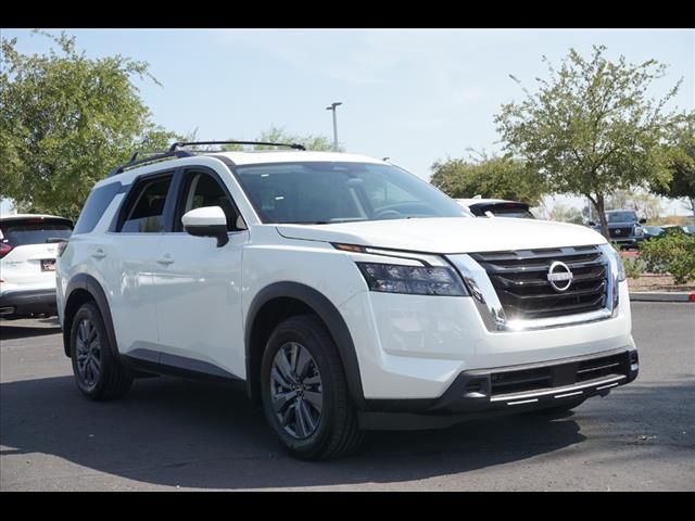 2024 Nissan Pathfinder SV 4