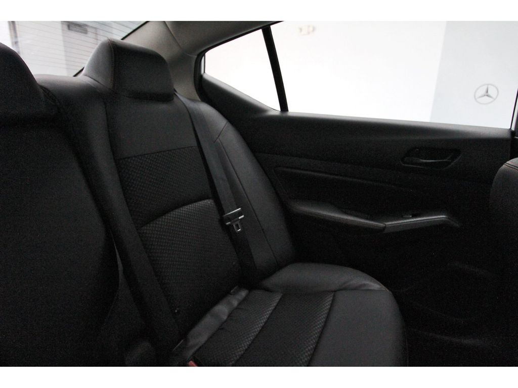 2026 Nissan Altima 2.5 SR White at Central Houston Nissan
