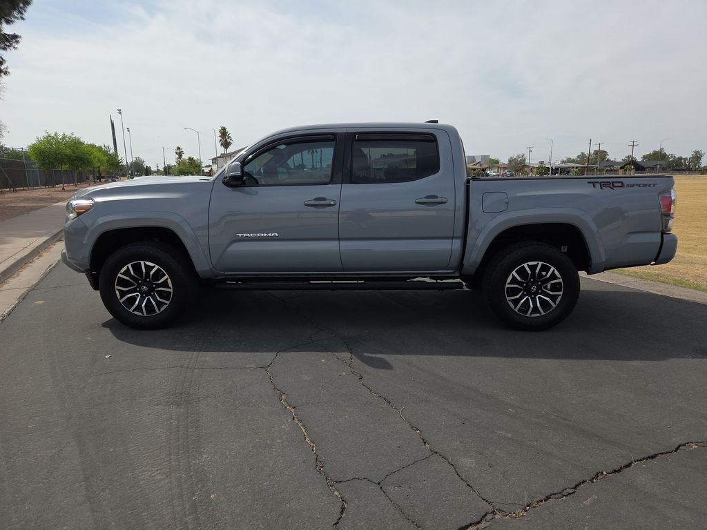 View vehicle photo 5