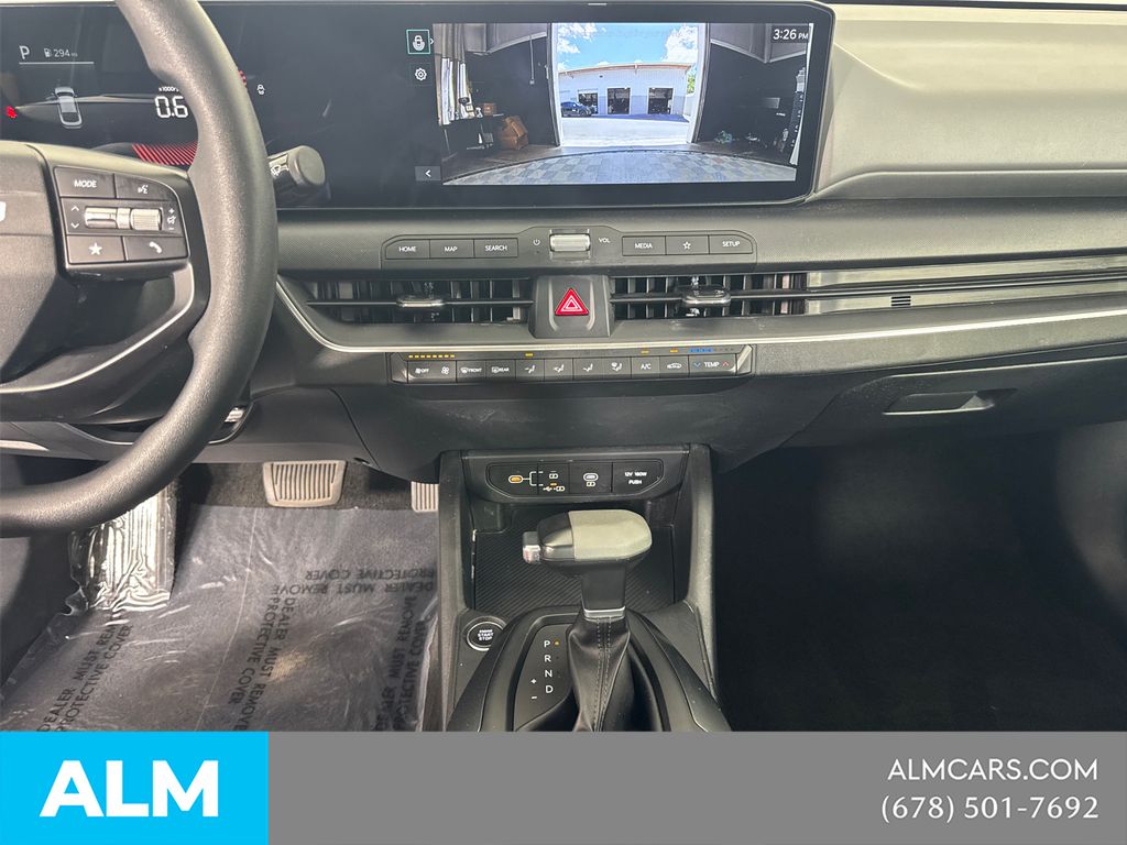 Used 2025 Black Kia LXS image 32