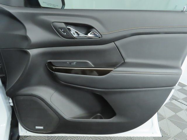 2023 GMC Acadia AT4 26