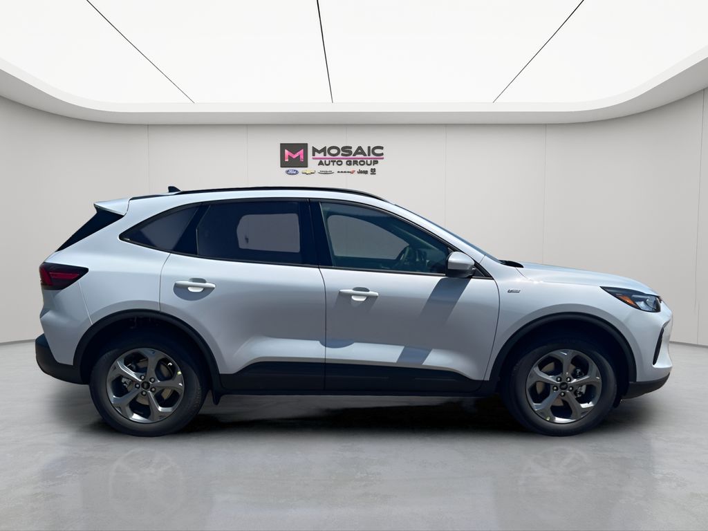 2025 Ford Escape Hybrid