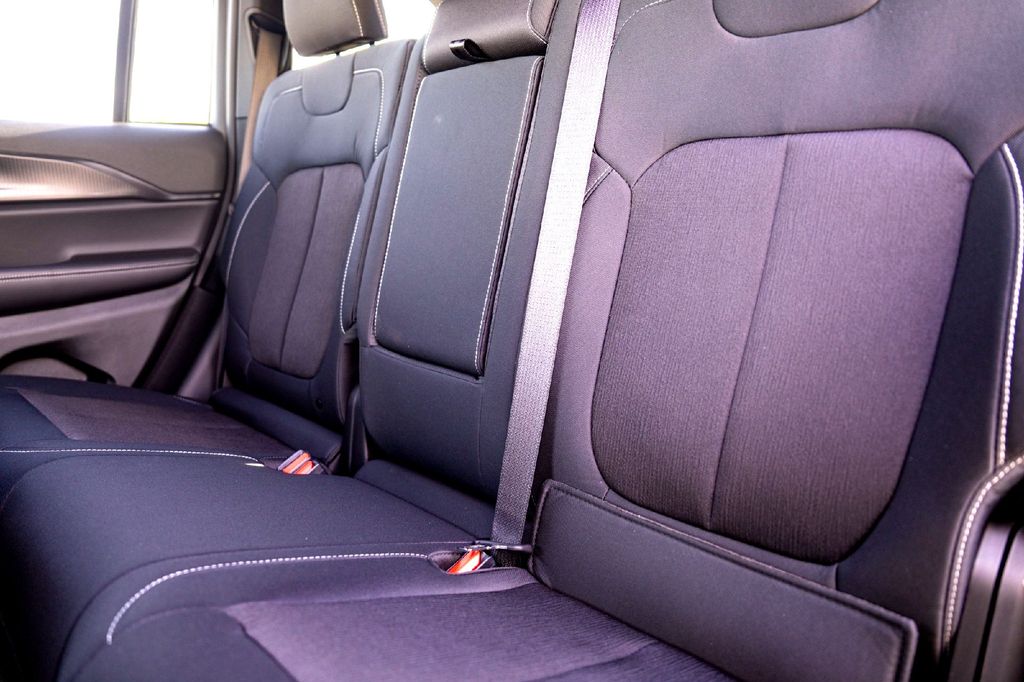 New Car 2025 Jeep Grand Cherokee  Laredo X For Sale Under $40,000 In Taylor, Texas