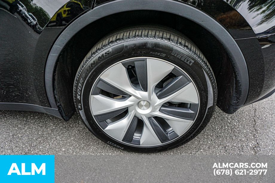 Used 2024 Black Tesla Long Range image 17