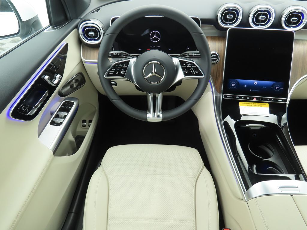 Thumbnail: 2026 Mercedes-Benz GLC - 10